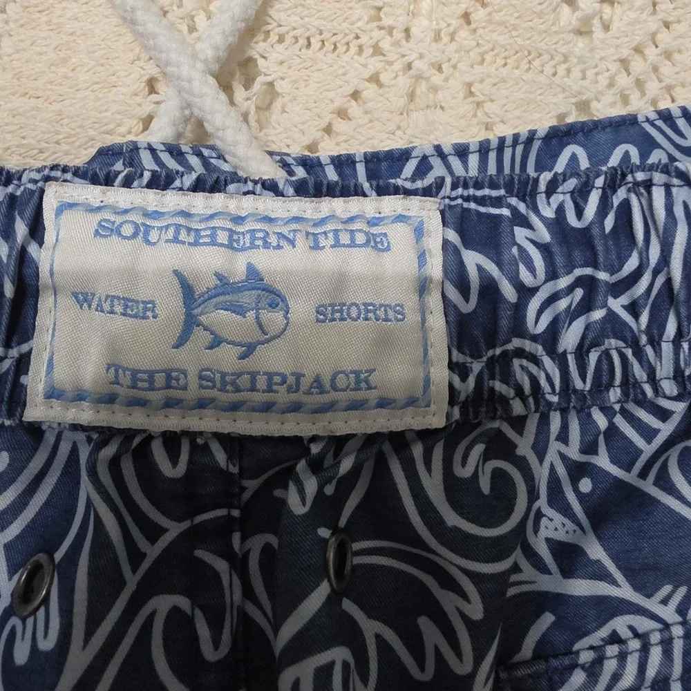 Southern Tide Stretch Mens Size Small Wave Print Swim Trunks Blue White‎